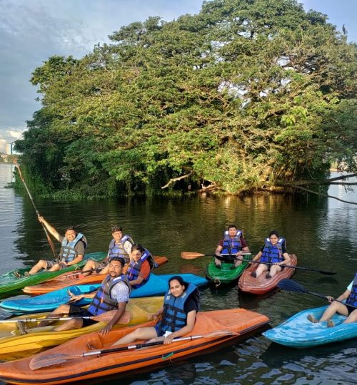 Explore Alleppey Group kayaking in Alappuzha Kerala