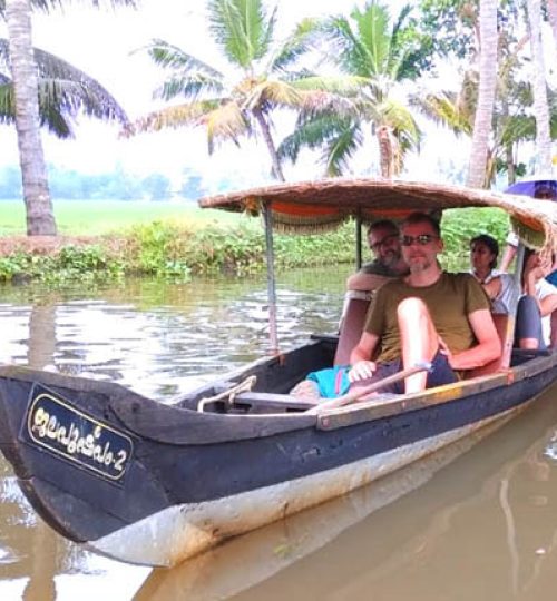 Explore Alleppey canoe copy